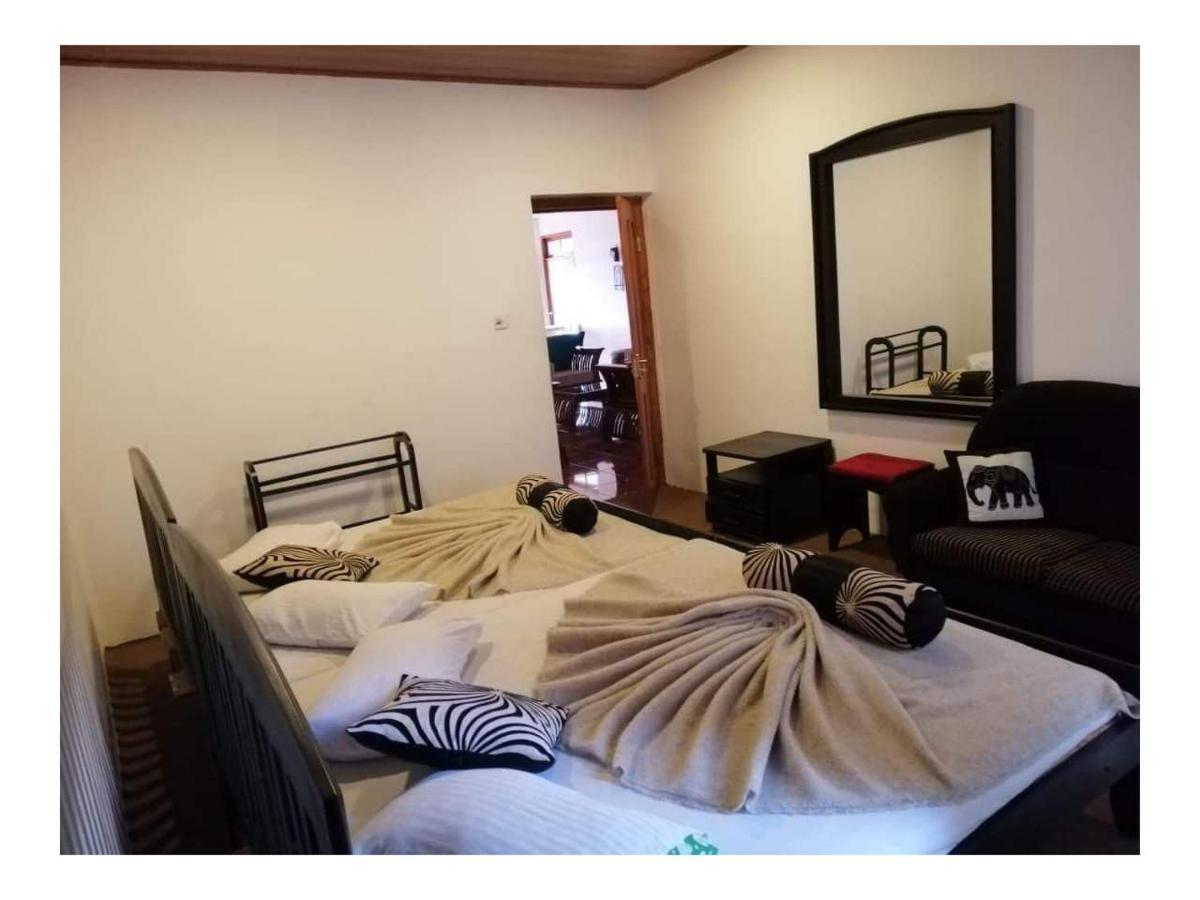 Hotel Grand Sun Inn นูวาราเอลิยา ภายนอก รูปภาพ